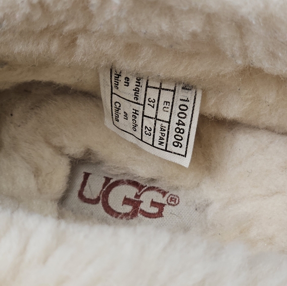 UGG Alena Slipper SPICE Red Moccasins with Cream Lining - Picture 7 of 10